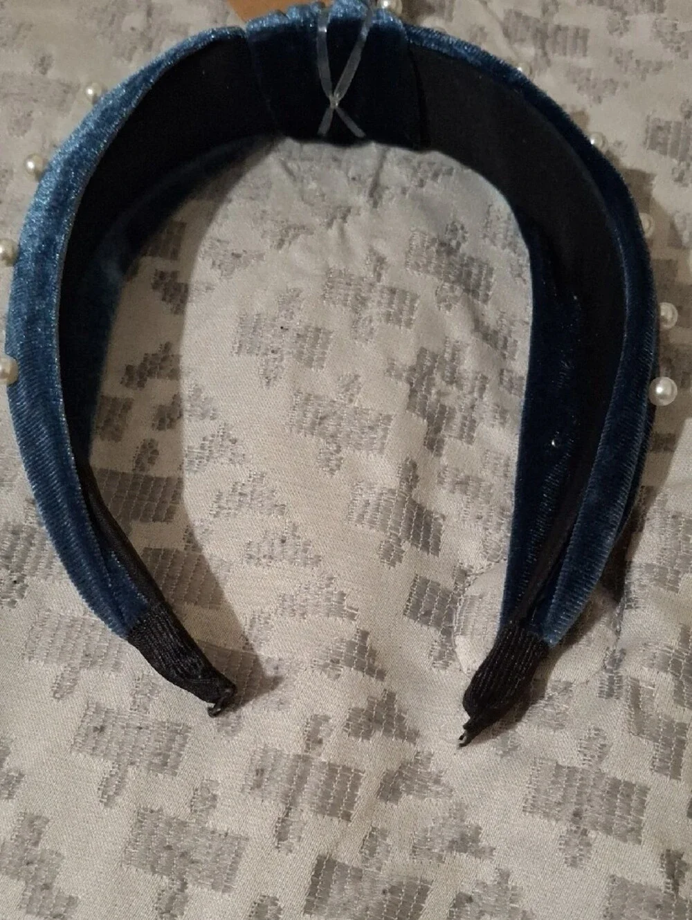 Pearl-Embellished Velvet Knot Headband - Blue